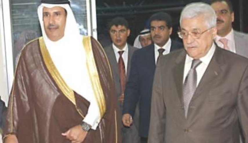 حمد بن جاسم يدعو محمود عباس لتسليم السلطة الى قيادة شابة
