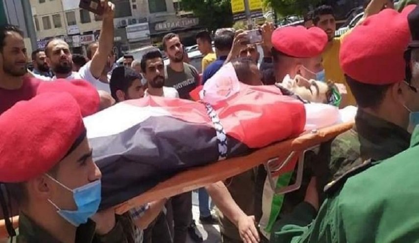 تشييع جثمانَ شهيد فلسطيني في نابلس شماليَ الضفة الغربية