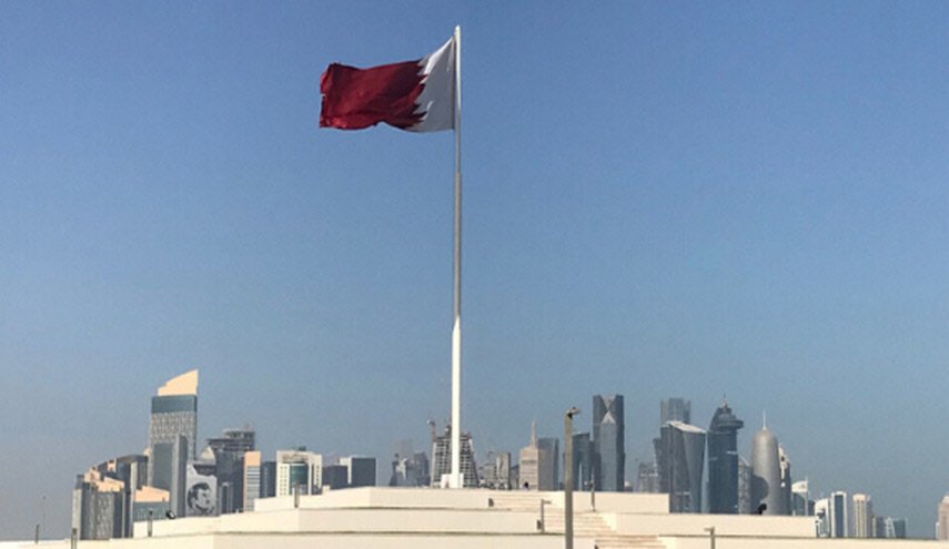 وزير خارجية قطر يعلق على قضية اعتقال وزير المالية