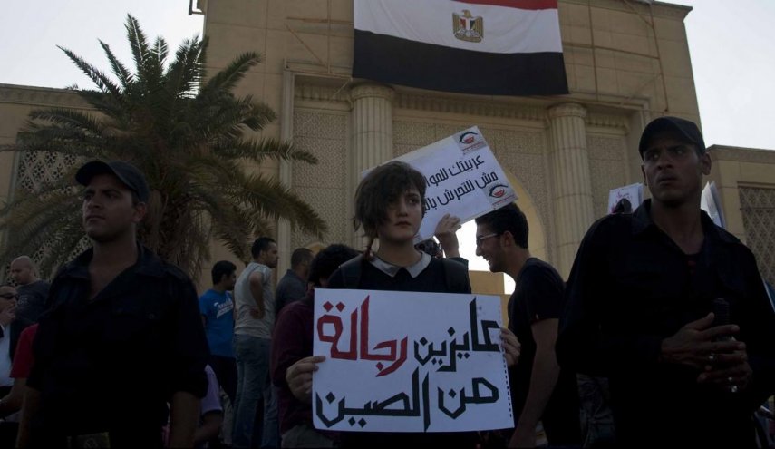 كاريكاتير مصري عن الصاروخ الصيني: تيه في فضاء التحرش