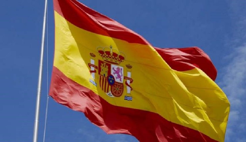 إسبانيا: أعدنا الى المغرب 1500 من ستة آلاف مهاجر دخلوا جيب سبتة
