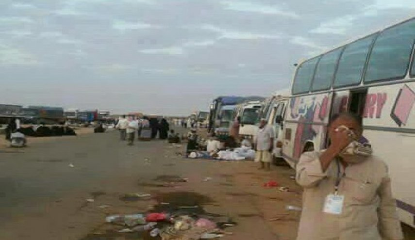 السلطات السعودية تواصل ابتزاز المغتربين اليمنيين في منفذ الوديعة