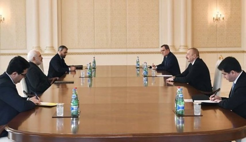 ظريف يبحث مع علييف العلاقات الثنائية والقضايا ذات الاهتمام المشترك