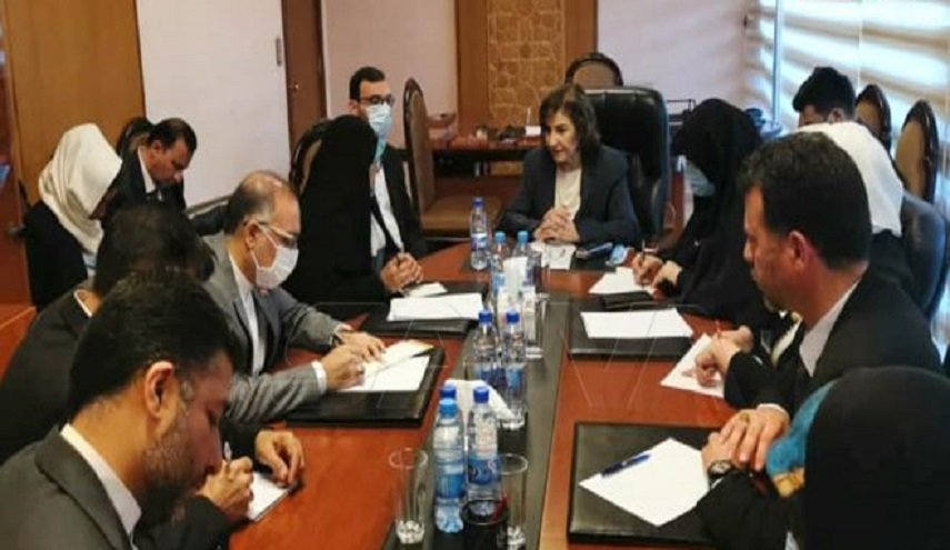 الوفد البرلماني الإيراني يلتقي في دمشق بالمستشارة بثينة شعبان
