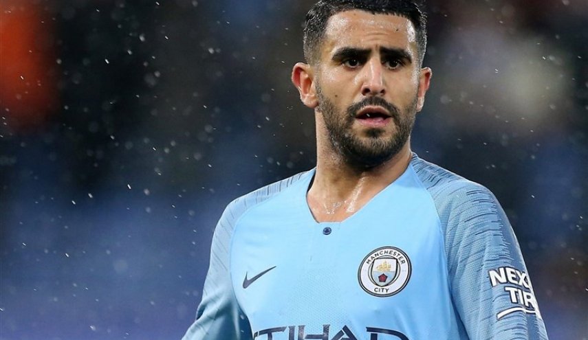 إعلام: مانشيستر سيتي يفكر في بيع رياض محرز