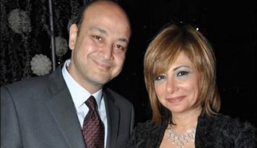 ماذا يفعل عمرو أديب وزوجته لميس الحديدي في غزة؟
