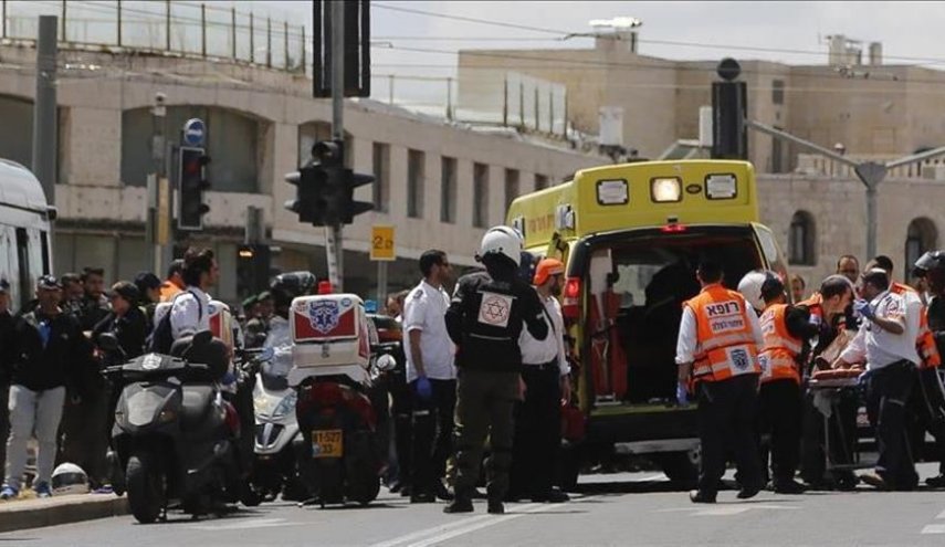 اصابة مستوطن طعنا.. وإطلاق نار تجاه شاب تسلل من غزة

