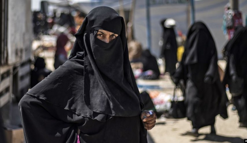 خطير ومهم للغاية.. اعلامي سوري يحذر من كارثة الفكر الداعشي الجديد   