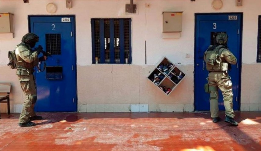 توتر في سجن النقب بعد اقتحامه من قبل وحدة ماتسادا الإسرائيلية