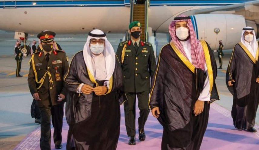 ولي العهد السعودي يلتقي نظيره الكويتي في الرياض