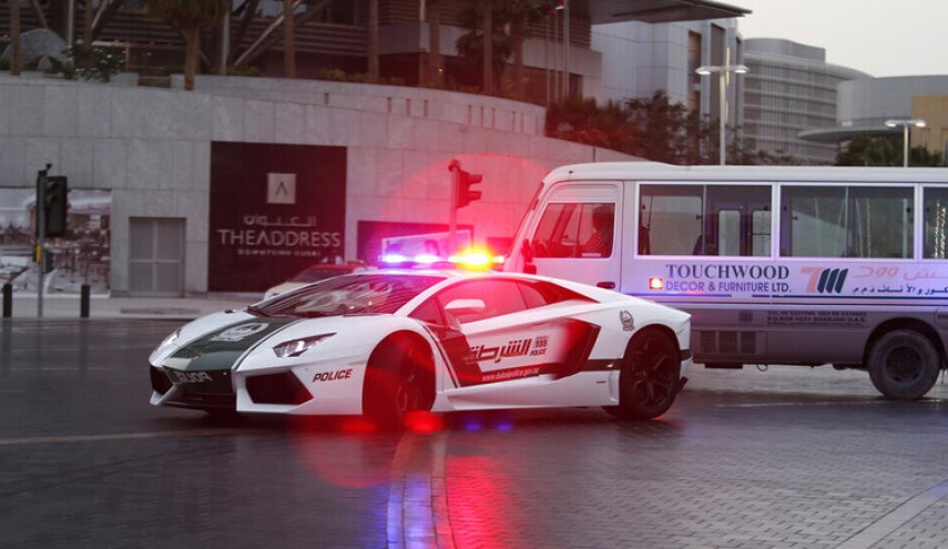 الإمارات.. مقتل شابة عربية إثر سقوطها من أحد أبراج الشارقة
