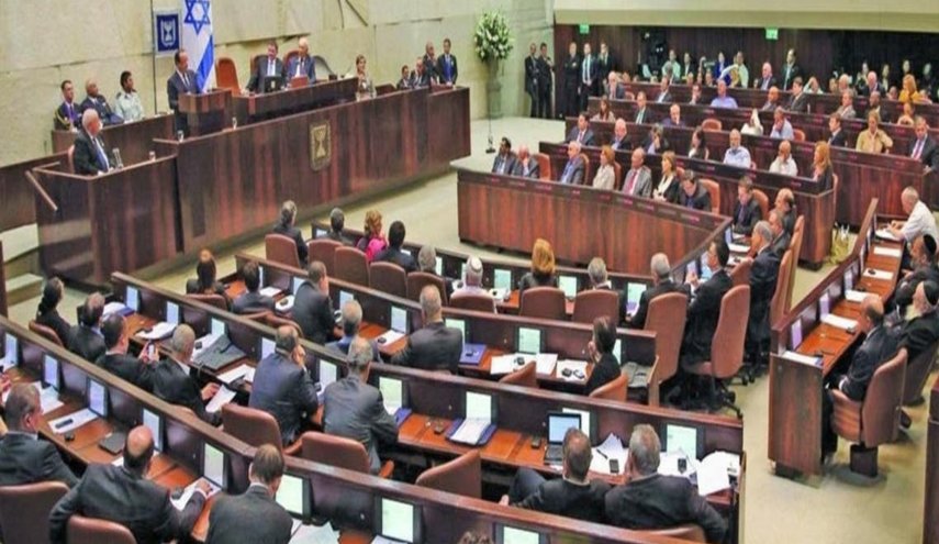 ليفين يقرر إبلاغ الكنيست بنجاح لابيد بتشكيل حكومة تناوب مع بينيت