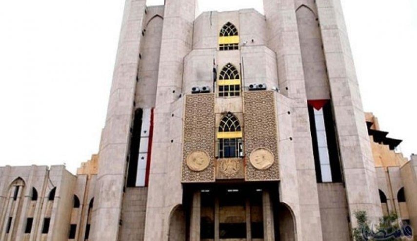 إجراءات سورية لمنع إدخال عشرات الأطنان من السمك النافق إلى البلاد