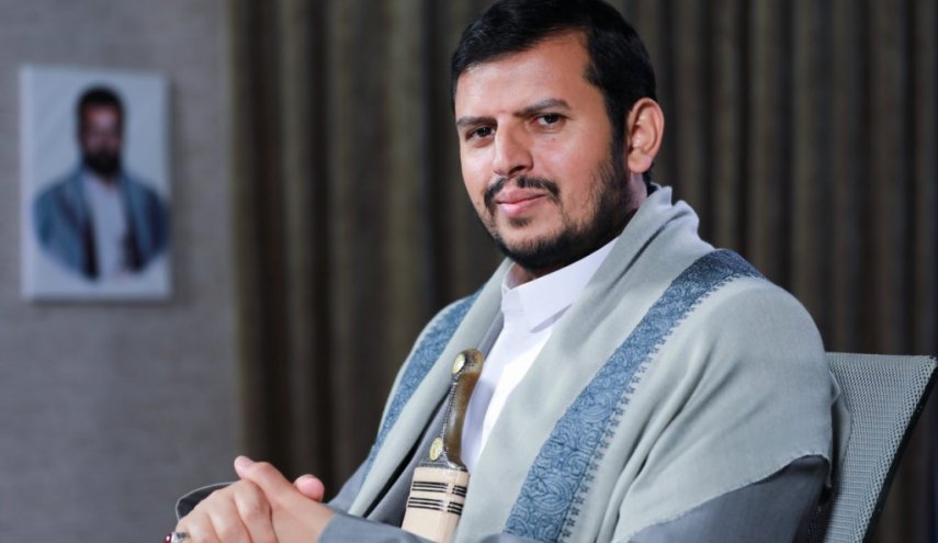 السيد الحوثي يلتقي وفد المكتب السلطاني العماني