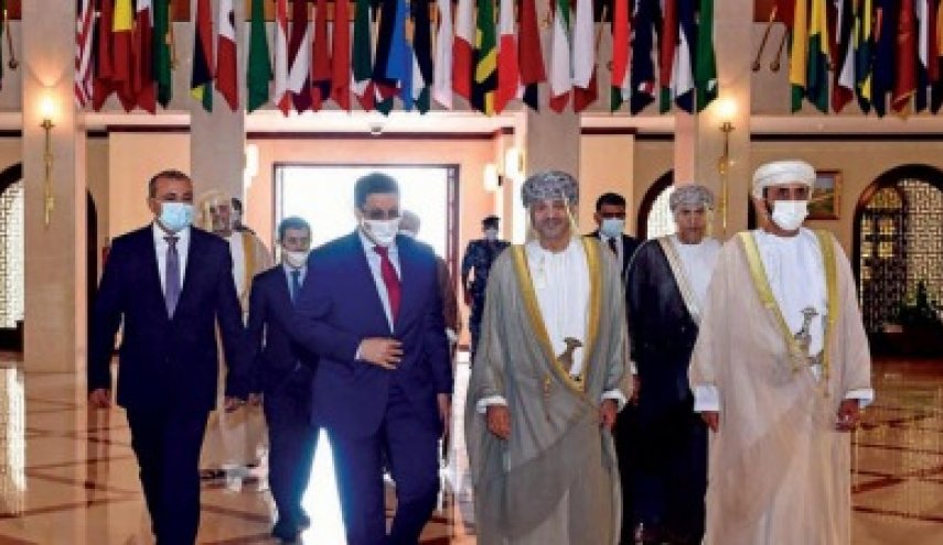  الحوثي والمشاط يلتقيان وفد المكتب السلطاني العماني