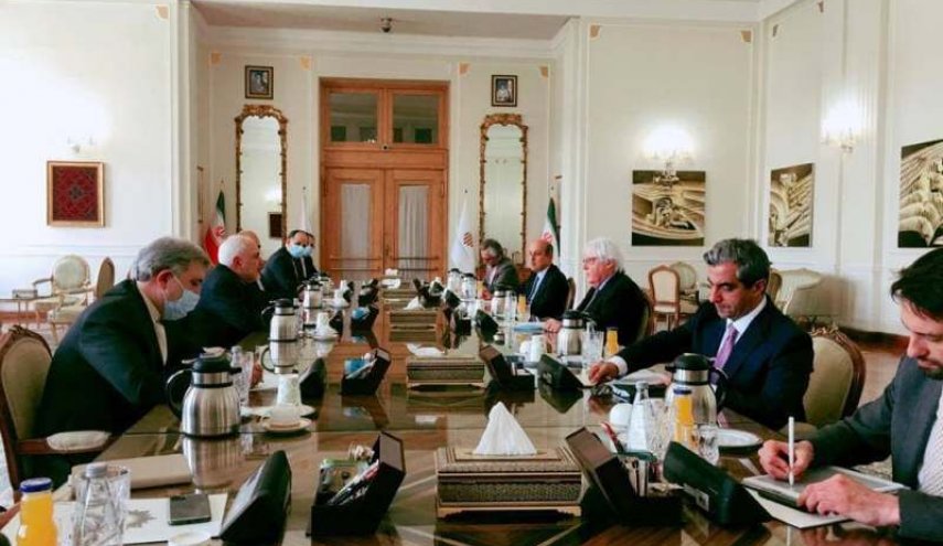 ظريف يلتقي مبعوث الامين العام للامم المتحدة الخاص بشؤون اليمن