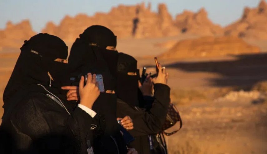 شراء السعودية تقنية تجسس تسمح باختراق الهواتف بنقرة واحدة