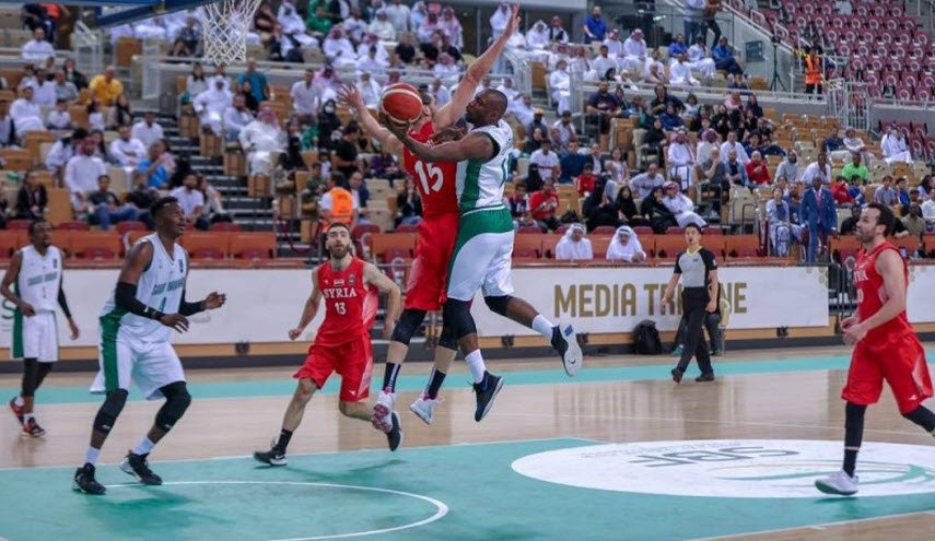 بفارق سلة.. هزيمة منتخب سورية لكرة السلة أمام السعودية