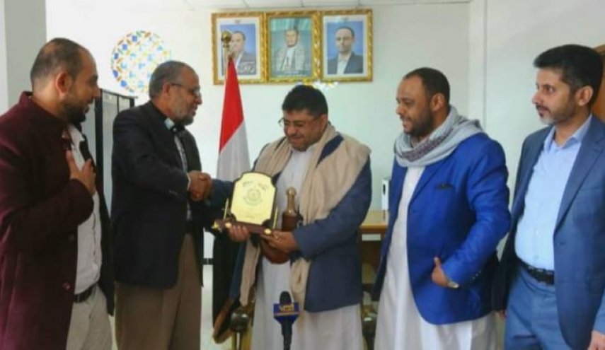 نشكر انصار الله وحزب الله وايران ولا نرحب بأي رصاصة سعودية