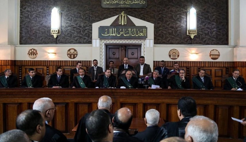 مصر: الإعدام لـ 12 شخصا بينهم صفوت حجازي والبلتاجي والعريان
