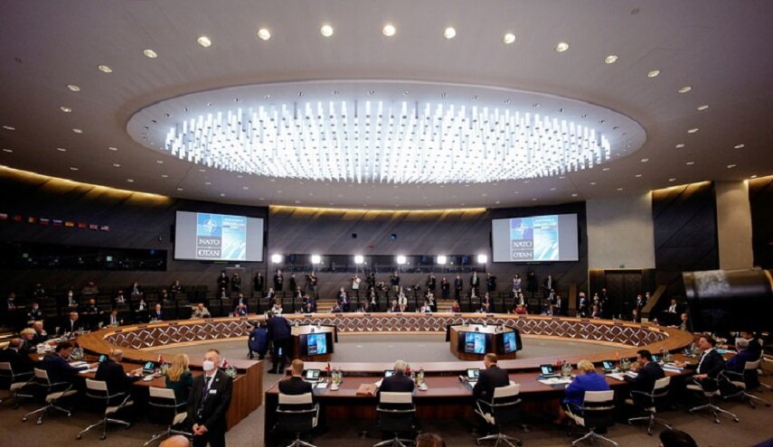تواصل بين الناتو وقطر لتوفير قاعدة لتدريب القوات الأفغانية