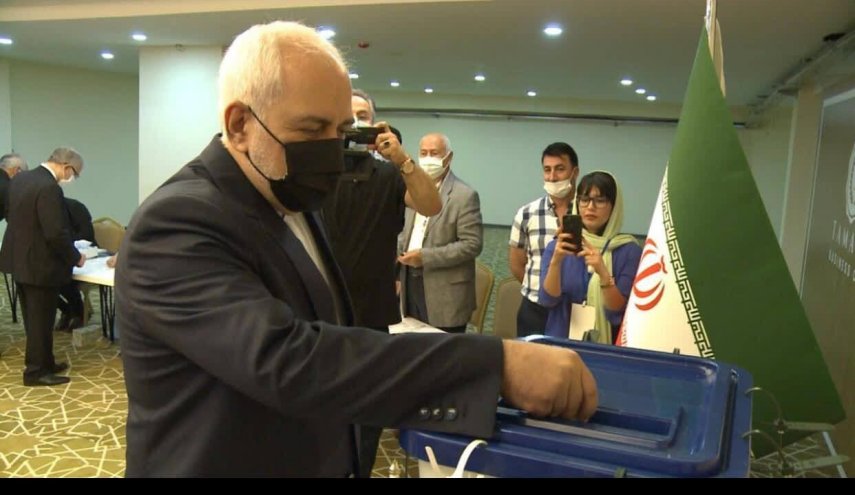 ظريف: أي شخص ينتخبه الشعب سيكون محترم لدى الجميع
