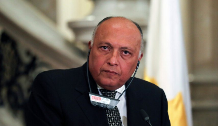 خلال اتصال هاتفي.. سامح شكري ويائر لابيد يتفقان على اللقاء قريبا