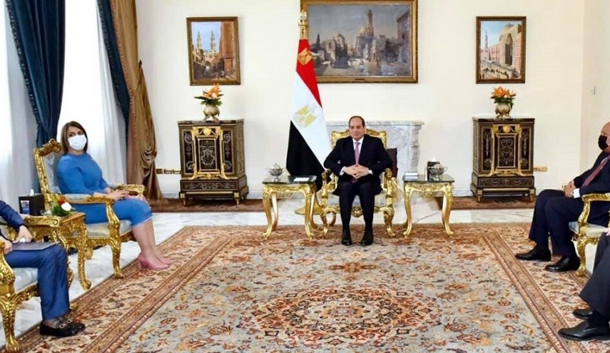 السيسي :مصر تدعم بالكامل حكومة الوحدة الوطنية والمسار السياسي الليبي
