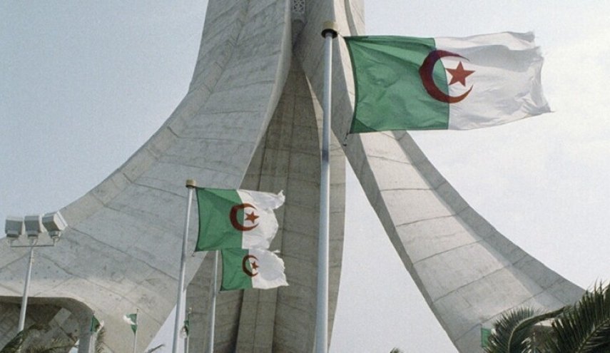 الجزائر.. المجلس الدستوري يعلن النتائج النهائية للانتخابات التشريعية المبكرة
