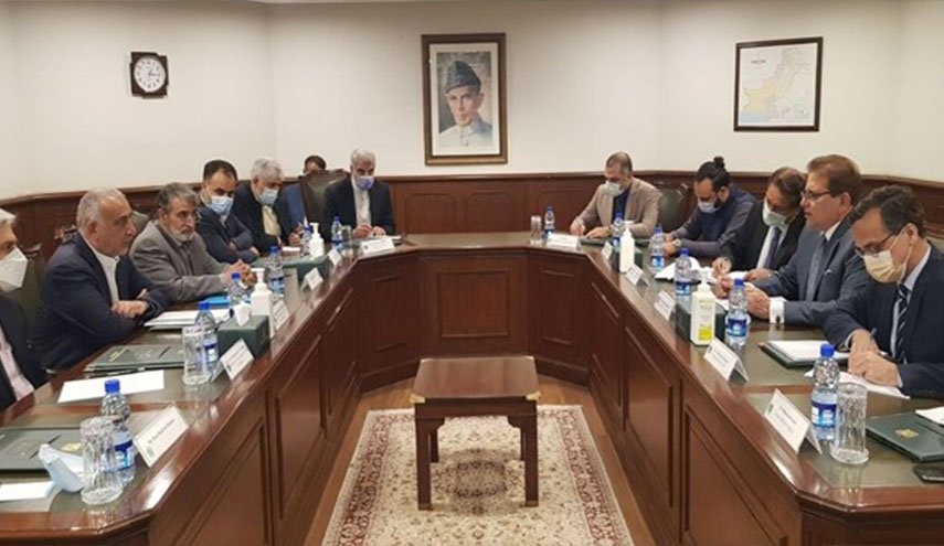 ايران وباكستان تبحثان بشان تطورات الاوضاع الامنية في افغانستان