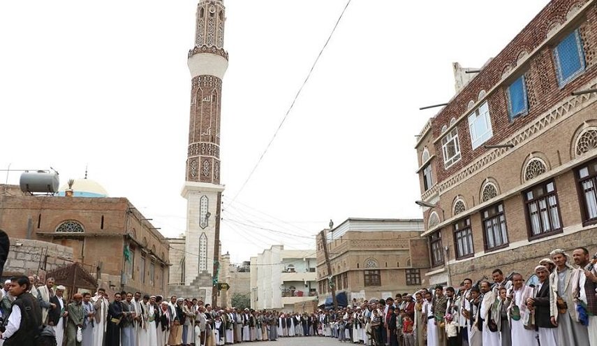 وقفات احتجاجية في صنعاء تنديدا بقرار أمين عام الأمم المتحدة