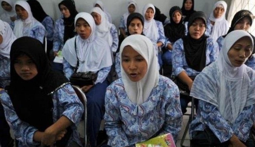 تعرضن للإساءة في السعودية .. عاملات فلبينيات يطالبن بالعودة لبلدهن