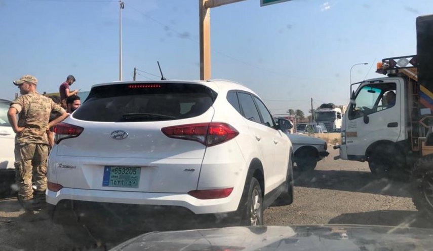 قطع عدد من الطرقات في بعض المناطق اللبنانية 