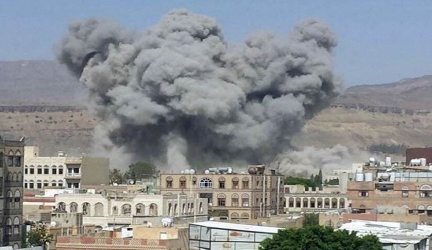 إصابة 8 يمنيين بقصف صاروخي ومدفعي سعودي بصعدة