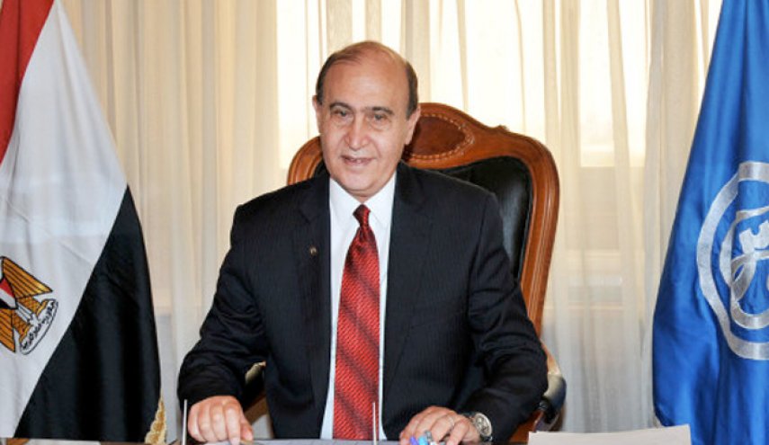 مستشار السيسي: قضية تعويضات السفينة الجانحة تنتهي خلال أيام 
