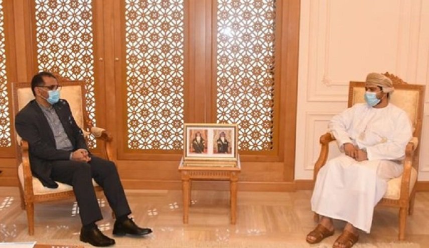 السفير الايراني في مسقط يلتقي وزير التجارة والصناعة العماني