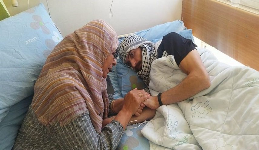 63 يومًا على إضراب الأسير أبو عطوان
