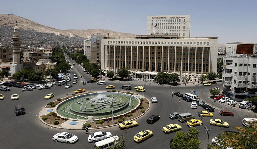 الحكومة السورية تصدر قرارا برفع أسعار الخبز والمازوت