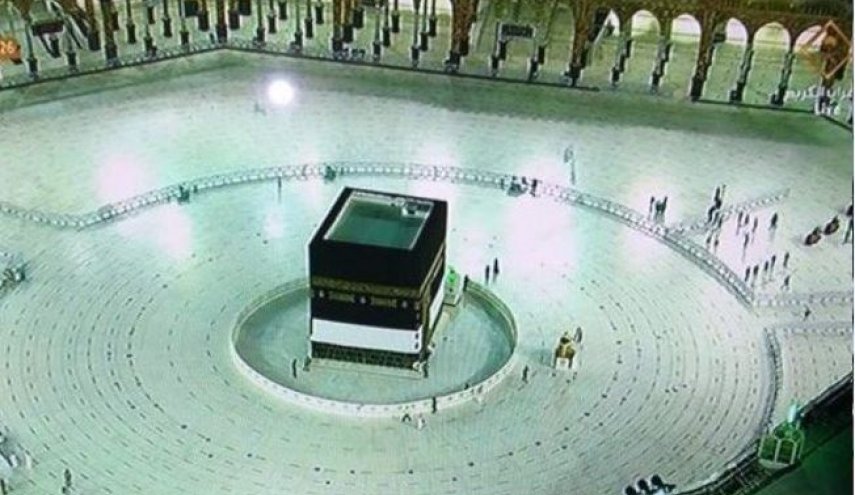 سياسات ابن سلمان.. الحرم المكي فارغ والملاهي الليلية مكتظة 