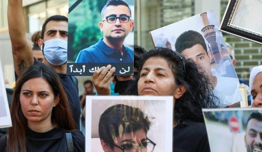 اعتصام أهالي ضحايا انفجار مرفأ بيروت أمام منزل وزير الداخلية
