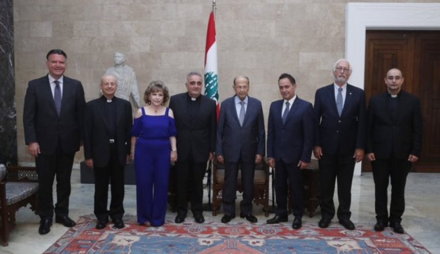 عون: لبنان سيتجاوز الظروف الصعبة و سأبذل كل الجهود للخروج من ألأزمت