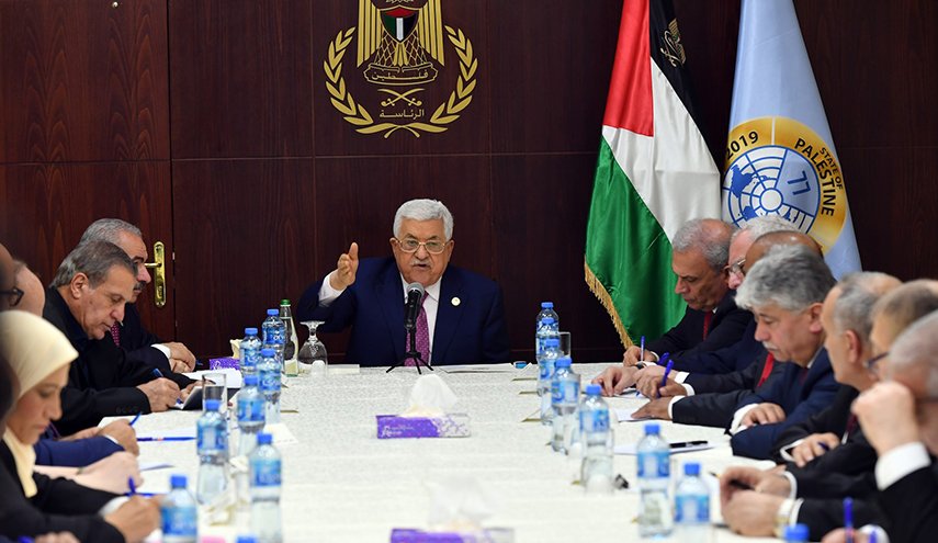 تقرير... إدارة بايدن قلقة من أزمة السلطة الفلسطينية 