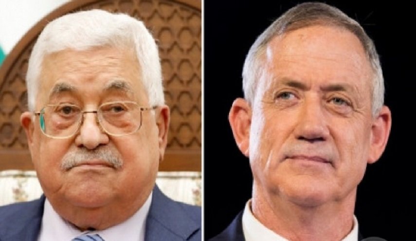 بلغت وقاحة المجرم بني غانتس حدا انه هنأ عباس بالعيد ودماء شهداء غزة لما تجف