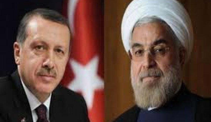 روحاني: لطهران وأنقرة دور مهم في حل المشاكل الإقليمية