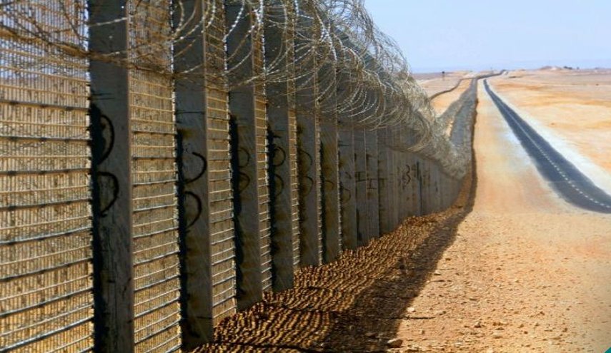  الاحتلال يعلن القبض على 5 اشخاص تسللوا من الأردن