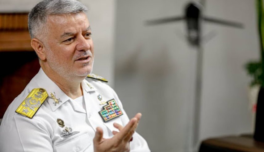 الادميرال خانزادي: حضور المجموعة البحرية الايرانية في خليج فنلندا حدث تاريخي
