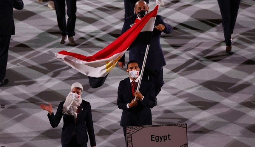 مستشهدا بالإيرانيات.. ميدو ينتقد لباس الرياضيات المصريات بطوكيو
