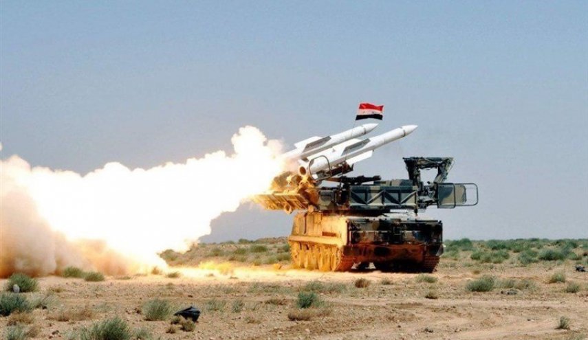 قوات الدفاع الجوي السورية تصد ضربة من مقاتلتين إسرائيليتين