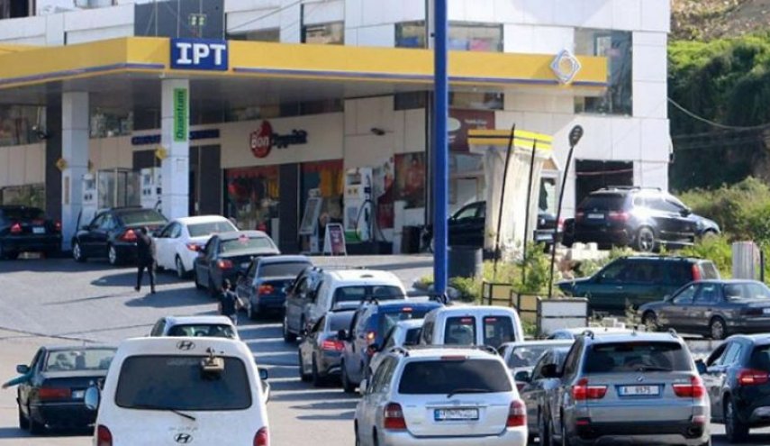 هل أزمة المحروقات في لبنان الى الحل؟