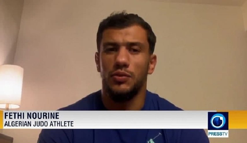 لاعب الجودو الجزائري: لم أرد تلطيخ يدي بمصافحة ممثل كيان يقتل الأبرياء